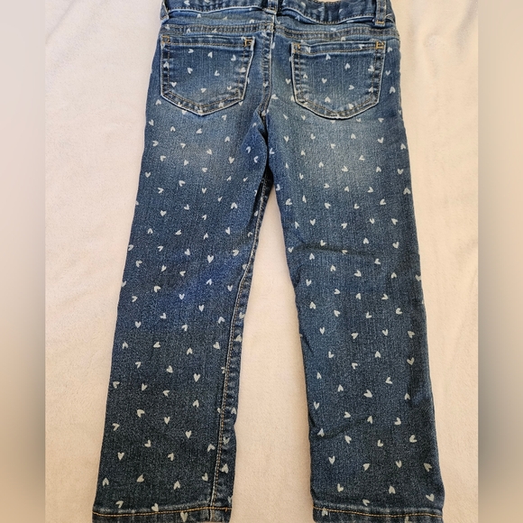 Cat & Jack | Skinny Jeans | Girls | Size 4T | Hearts | Medium Wash | Toddler - Picture 3 of 6